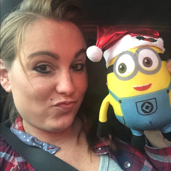 Meet your Posher, Lucretia - Picture 2 of 2